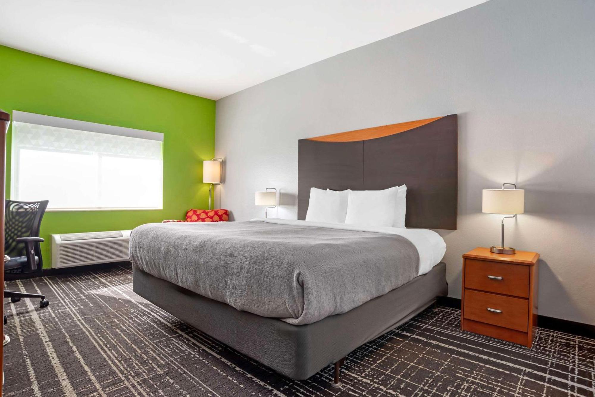 Quality Inn & Suites Birmingham - Highway 280 Zewnętrze zdjęcie