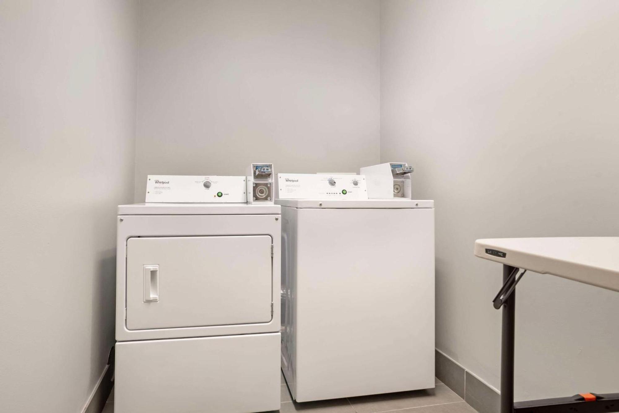 Quality Inn & Suites Birmingham - Highway 280 Zewnętrze zdjęcie