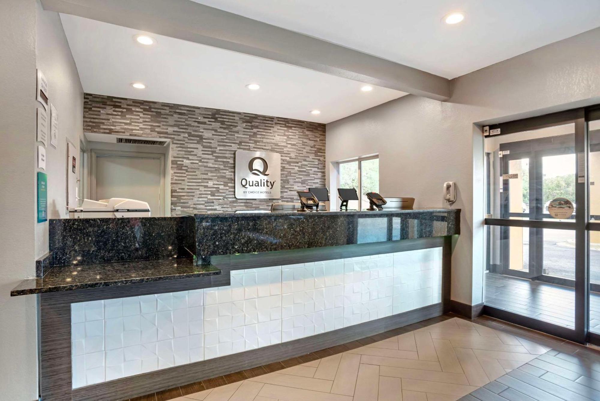Quality Inn & Suites Birmingham - Highway 280 Zewnętrze zdjęcie