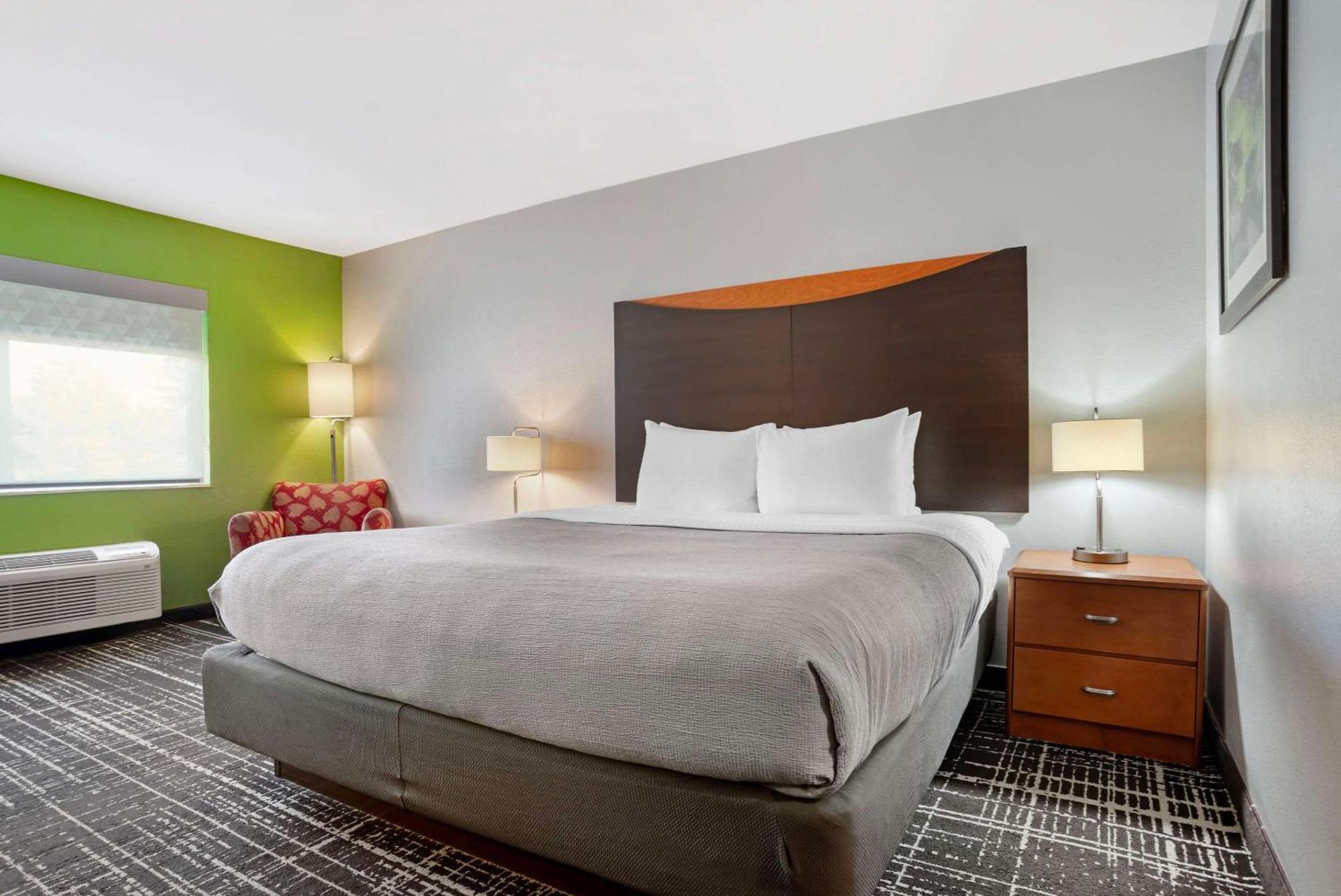 Quality Inn & Suites Birmingham - Highway 280 Zewnętrze zdjęcie